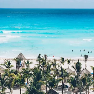 Resort Nyx, Cancún